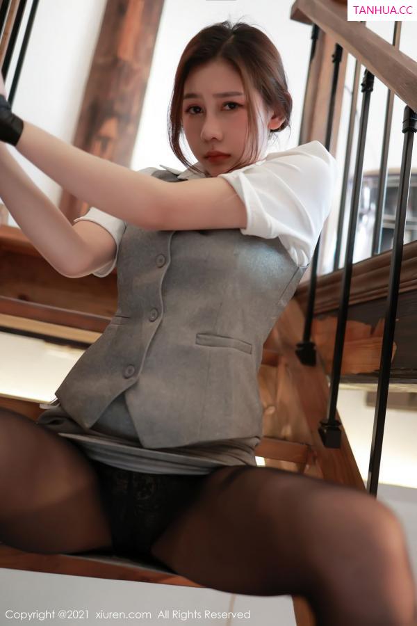 尹甜甜  [XiuRen]高清写真图 2021.04.12 VOL.3291 尹甜甜第24张图片